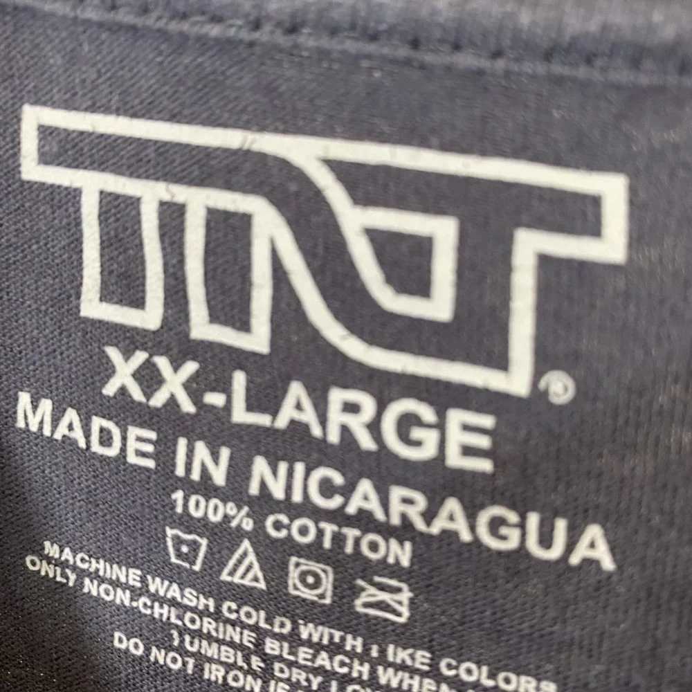 SOLD TNT Animal Planet Bald Eagle Long Sleeve T-Shirt NWOT Men's - Picture 5 of 10